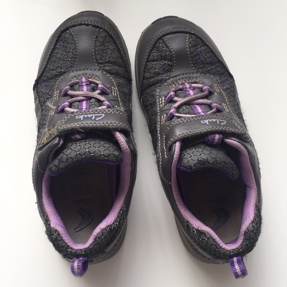 Clanks kid’s shoes